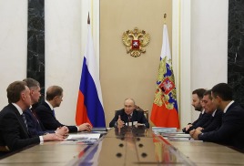 В. В. Путин: «Наша задача, чтобы на нашей мощной ресурсной базе появлялись успешно работающие современные производства с квалифицированными кадрами и передовыми технологическими, энергосберегающими решениями.»